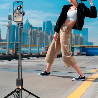 Mini Portable Smartphone Selfie Screen Display Projector  Screen Live Shooting Artifact Mobile Phone Same Screen Remote Control